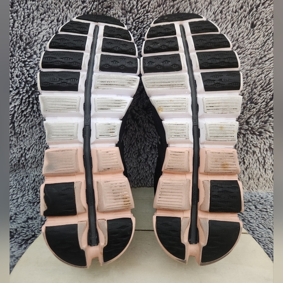 On Cloud Running Cloudflow Training Shoes Sneakers Pink Rose Women’s Size 9 - Picture 8 of 9